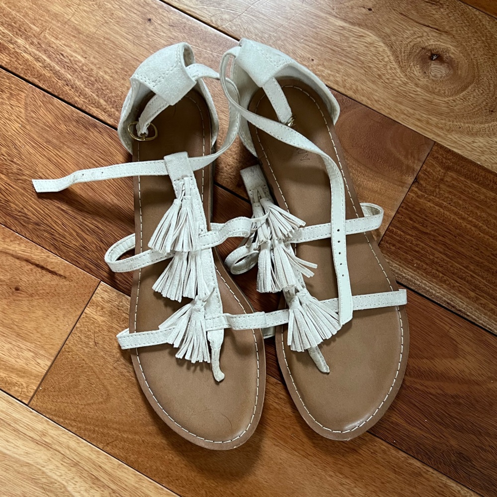 Old Navy Tan Sandals with Cream Tassels